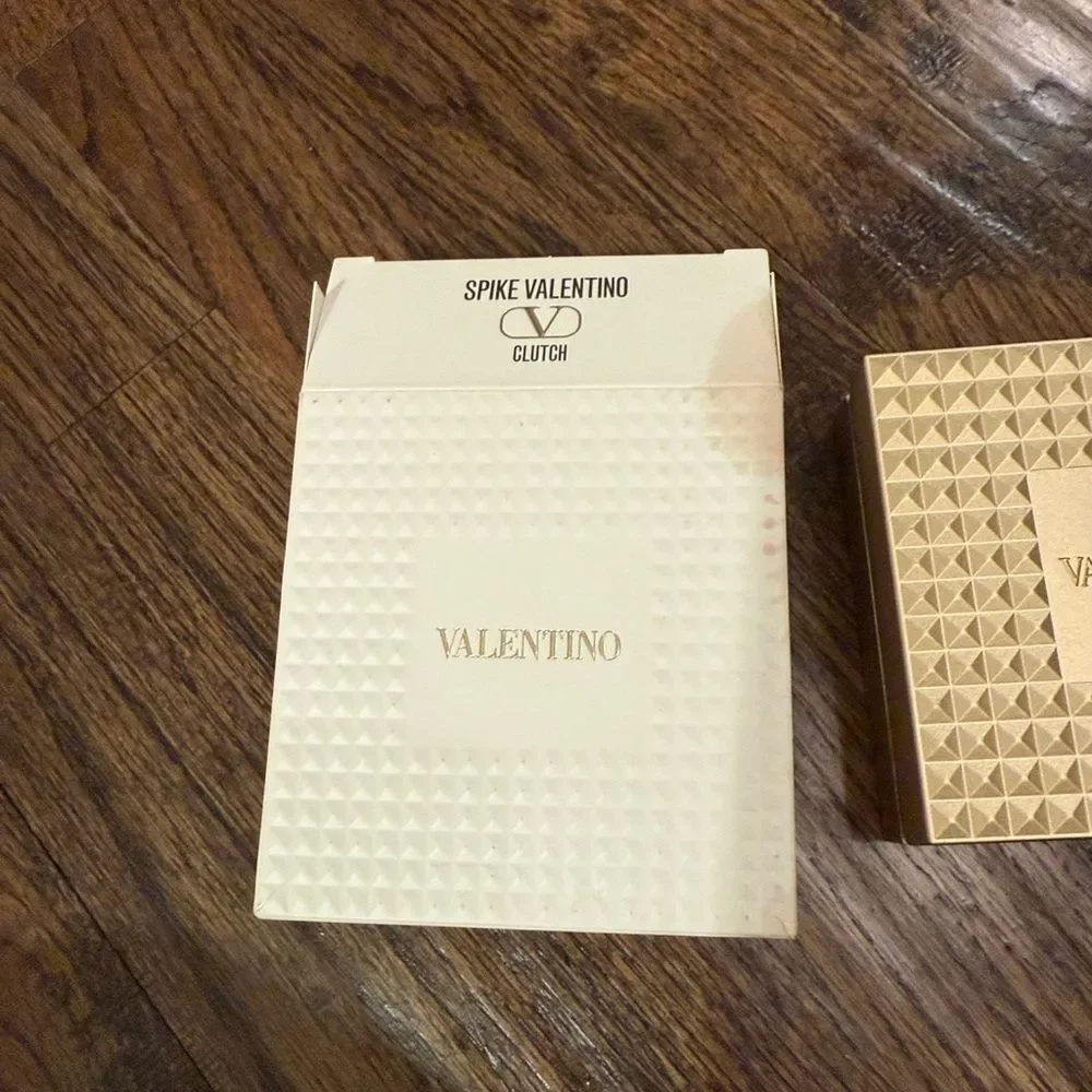 Valentino  Spike Buttery Matte Refillable Lipstick Trio and Clutch Set